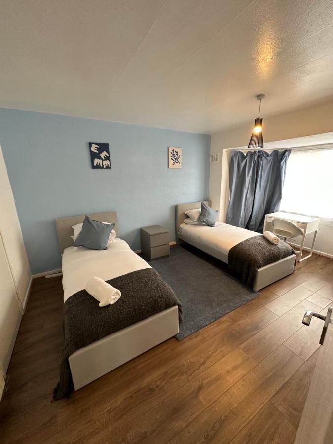 Lovely Spacious 3 Bedrooms House Birmingham Exteriör bild